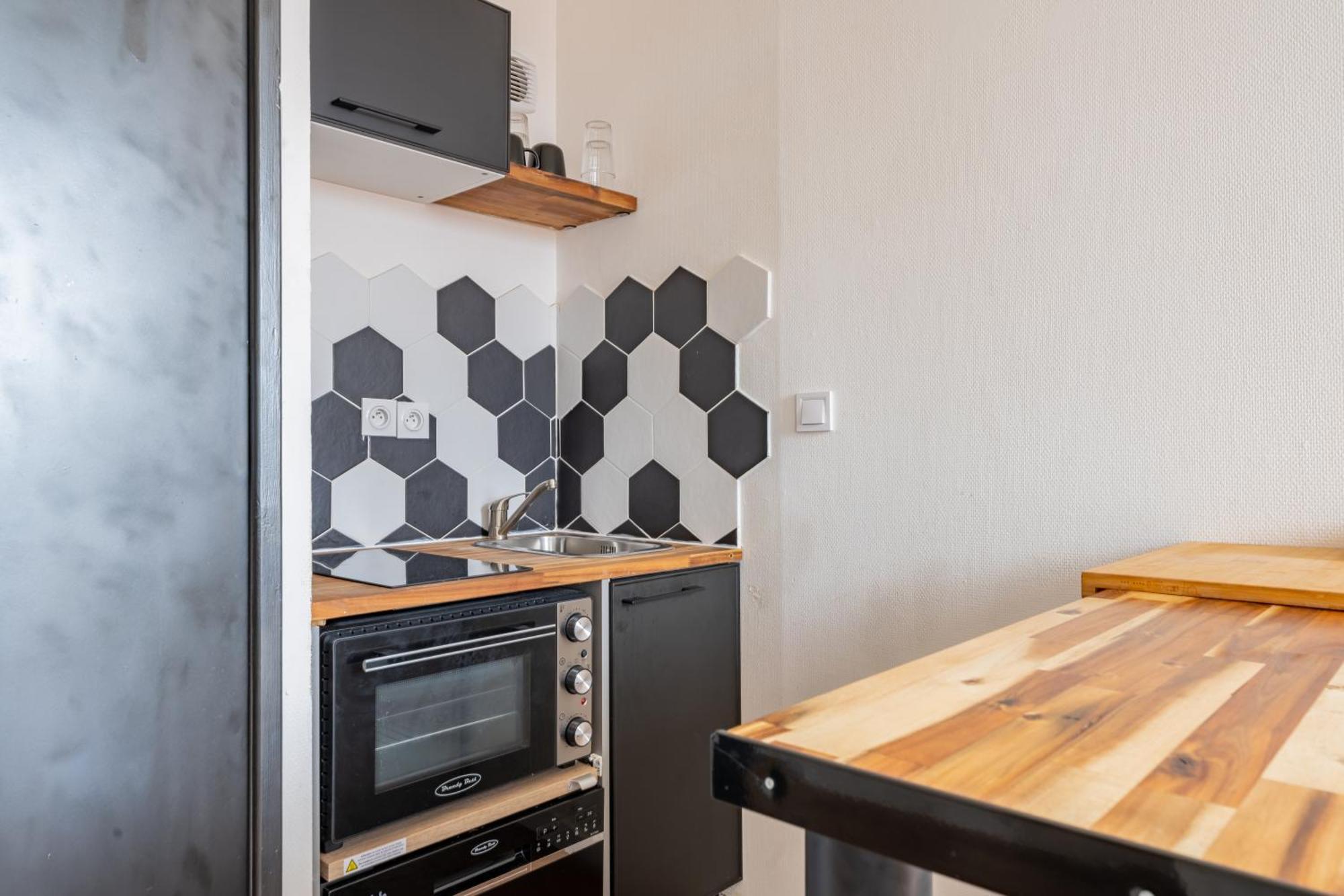 Charlemagne - Studio Confortable Avec Parking Gratuit - Quelques Pas De La Gare, Cuisine, Wifi Διαμέρισμα Arras Εξωτερικό φωτογραφία